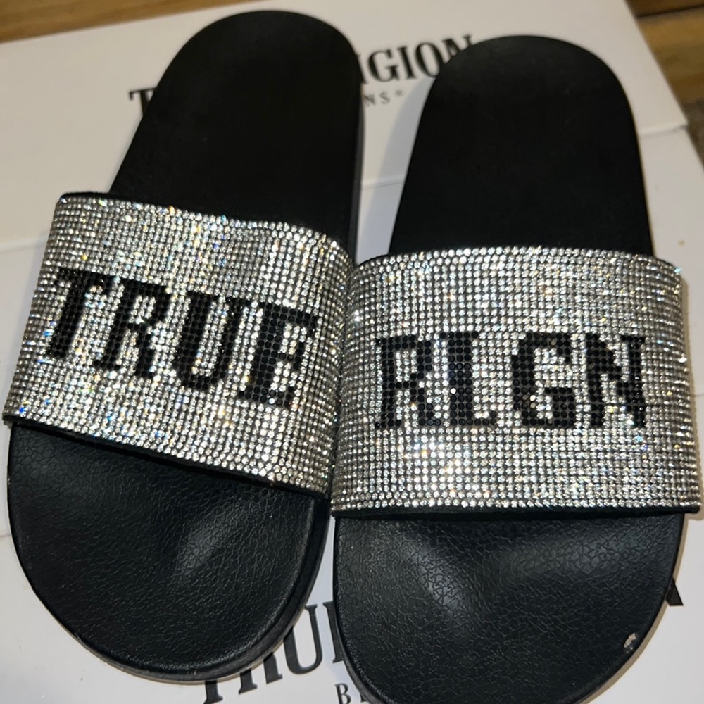 True religion slides (W)